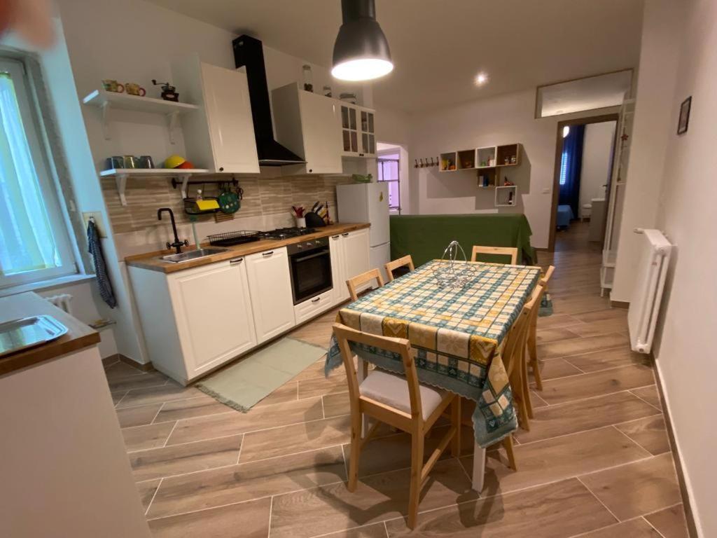 Casa Vacanze Nuanua Triest Exterior foto